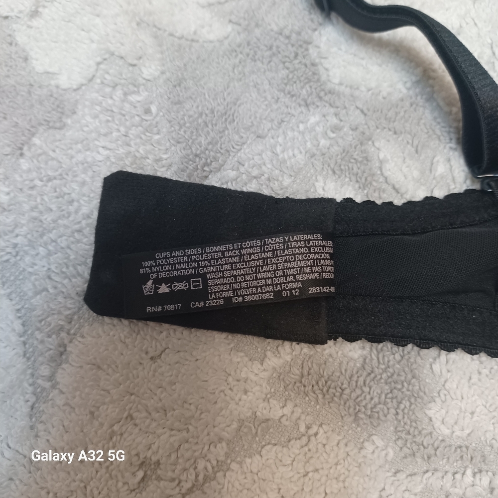 Victoria's Secret Black Lace Push-Up Bra 34DD - Picture 11 of 15